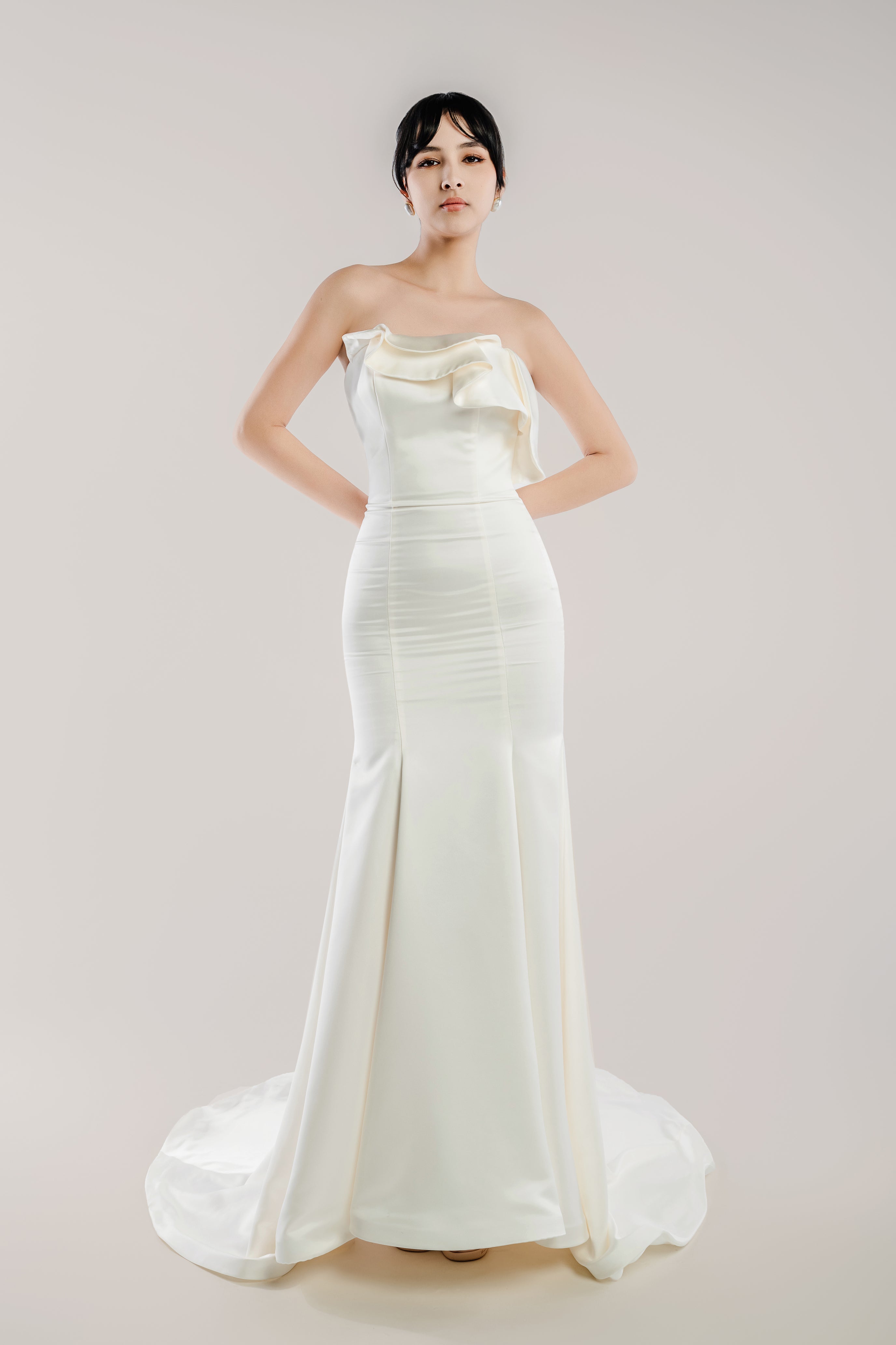 satin mermaid wedding dress strapless Simple Mermaid Strapless Satin Wedding Dress Bridal Gowns, Diamond White / 0