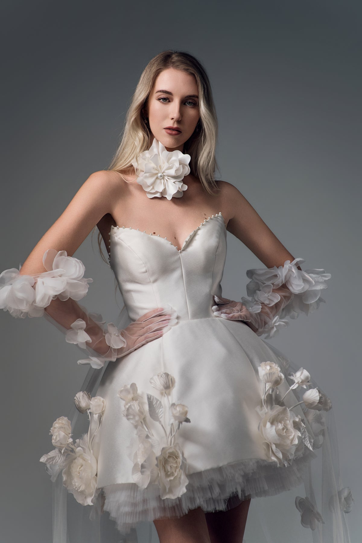 Fiorella 3D floral mini wedding dress with tulle train, bodice view